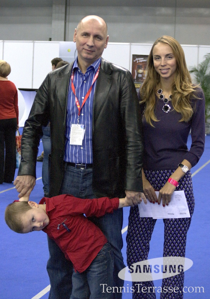 Сергей Леонюк с семьей